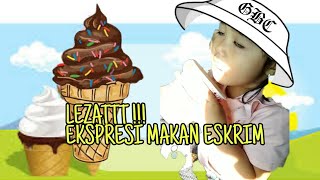 Ekspresi anak lagi makan eskrim (ice crem)