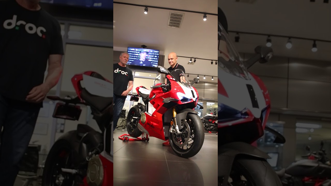 PANIGALE V4R SOUND TEST (w/ @drocdesmo ) #ducati #panigale #panigalev4r #soundtest #ducatibike