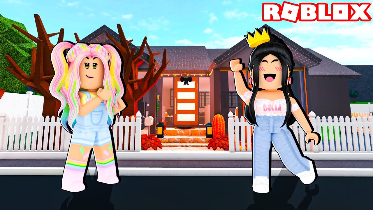 ON DÉCORE NOS MAISONS POUR HALLOWEEN SUR BLOXBURG! (Roblox) - YouTube