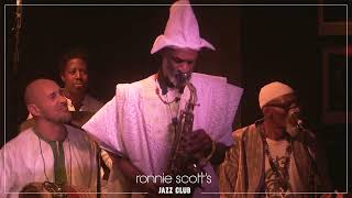 Kevin Haynes grupo Elegua at Ronnie Scott's Jazz club