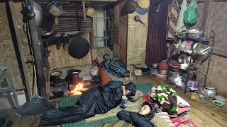 Download lagu the atmosphere of dawn before morning in the kitchen of the village on the edge of the cemetery