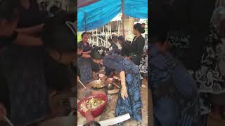 persiapan Acara Nikahan #baduy #lucu #baduyluar #jaranan #food #vlog #adayinmylife