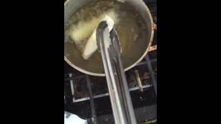How to fry frozen egg rolls