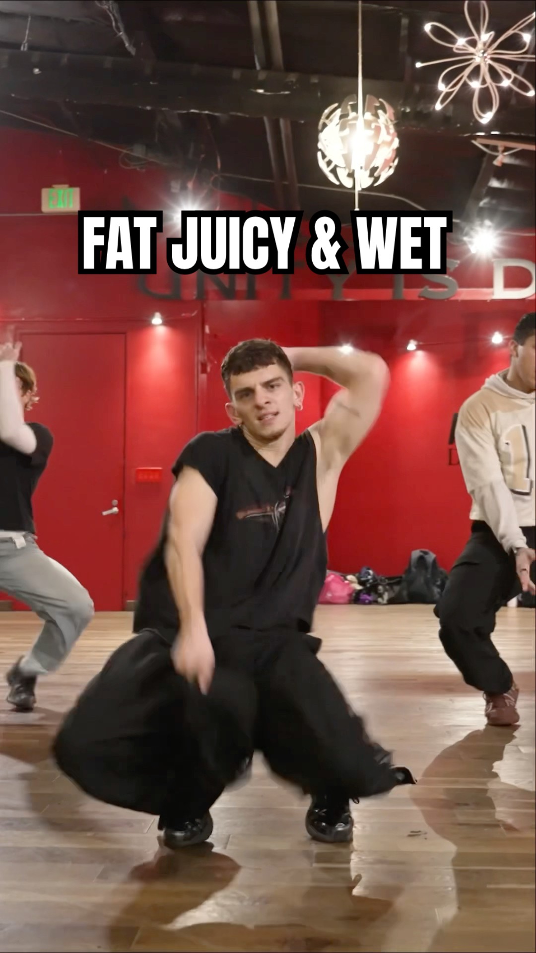 ブルーノマーズ　レコード　FAT JUICY & WET Play Fat Juicy & Wet by Sexyy Red & Bruno Mars on Amazon