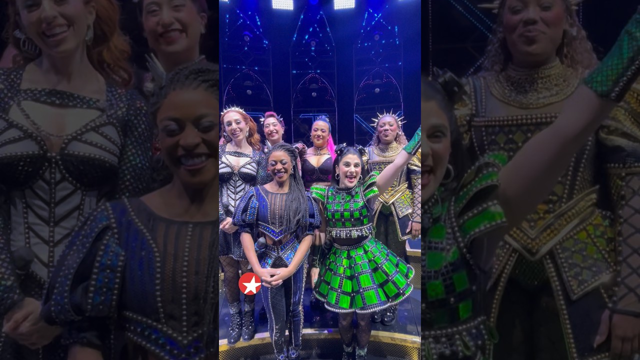 SIX Broadway wishes everyone a royal HAPPY 202SIX! Happy, healthy New Year, all!