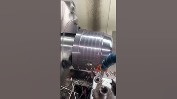 Heavy duty thread cutting 👀 #cncmachining #oddlysatisfyingvideo #threading #machineshoplife