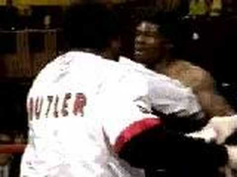 23.11.2001 James Butler sucker-punches Richard Grant