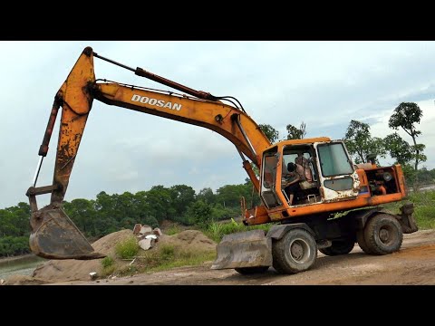 Xe Ô Tô Tải Ben TMT Chở Đất, Máy Xúc Doosan 210W Làm Việc | Excavator Truck | TienTube TV Mới Nhất