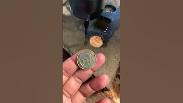 Usinagem bitcoins na moeda. #cnc #machine #youtube #3d #maney #viral #brasil #youtubeshorts #shorts