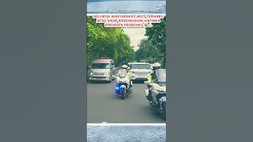 Momen RI 1 membuka jalan untuk mobil ambulance #viralshort #tnihits #kopassus #short #tni #komando