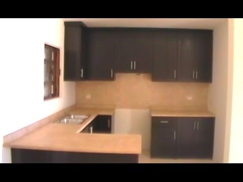 Cocina de pvc funcional y elegante con puertas tipo tablero youtube Puertas para gabinetes en mamposteria