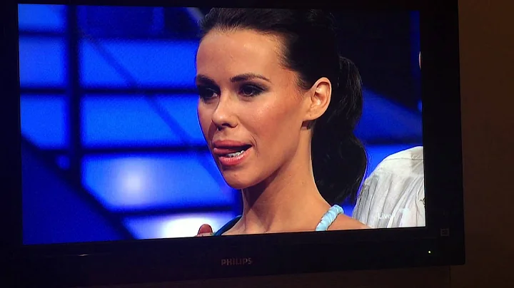 Kelly Cartwright dancing with the Stars 2015