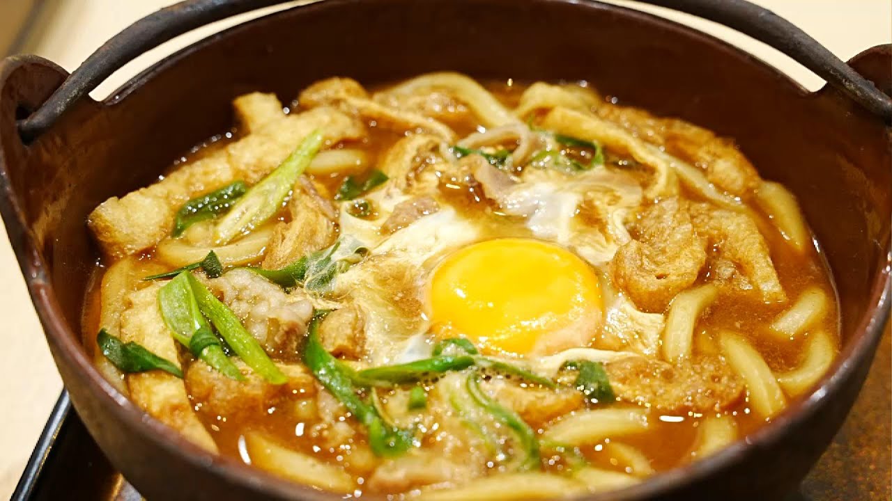 Японская еда - вкусный ресторан удон и риса в Кобе. АСМР