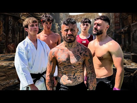 Video PITBULL SFIDA TUTTI I FIGHTER! (BOXE, MMA, MUAY THAI, KARATE)