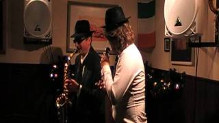 Blues Brothers-1 20111225.MPG