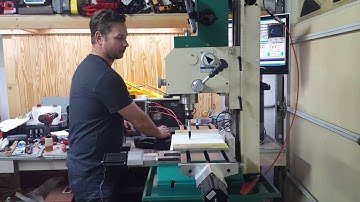 G0704 Mill drawing the roadrunner g code included in Mach 3.