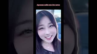 Menina Japonesa Impressiona Imitando Sons De Carros No Japão