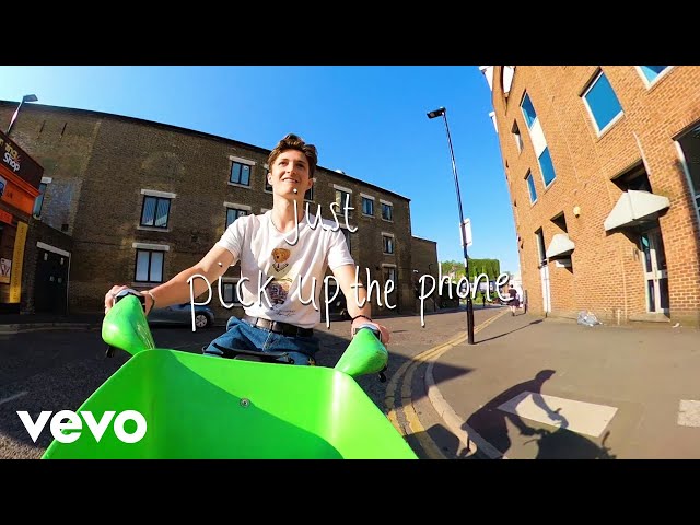 Henry Moodie - pick up the phone (lyric video) class=