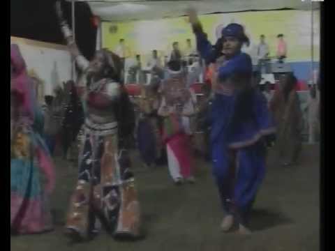 gujarati-songs-garba---jignesh-kaviraj---lions-club-kalol--navratri-2010---day-3---part-7