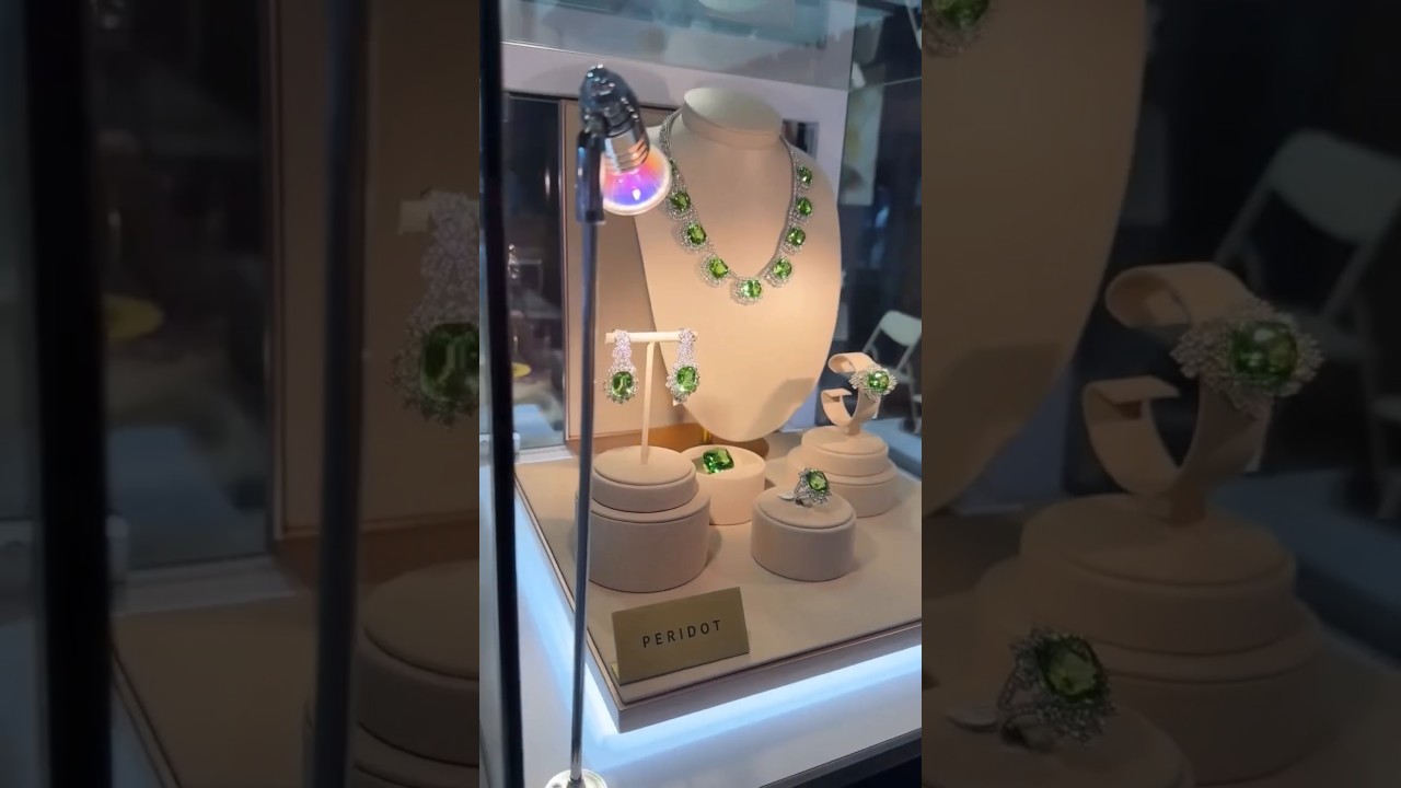 💚 "Peridot vs. Garnet – Which Gem Has the Real Strength?"