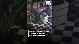 Shirtless man breaks into Chicago restaurant