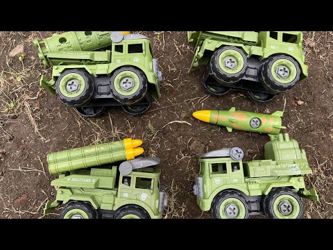 Membuka Mainan Military Car Peluncur Roket