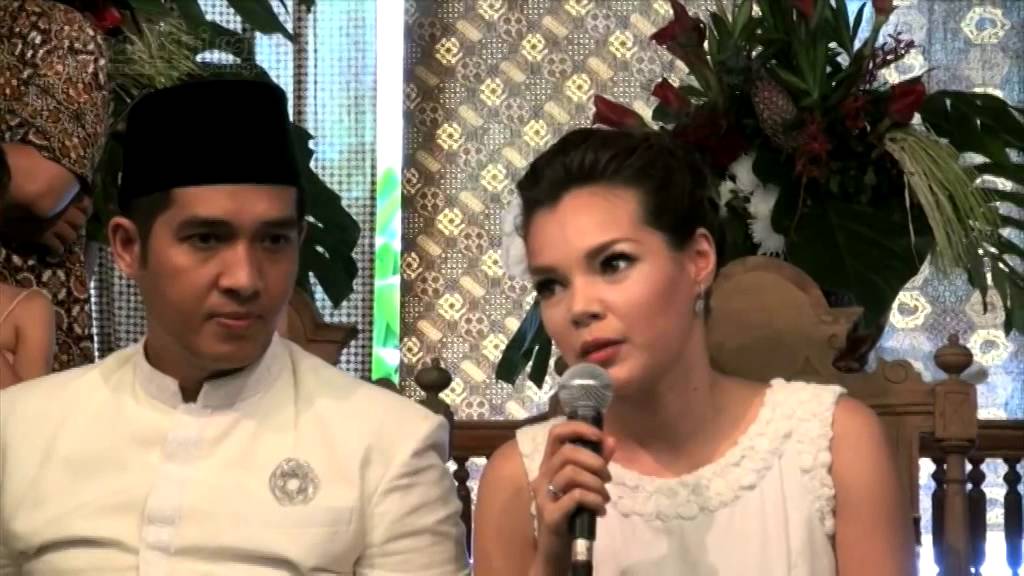 Dikabarkan Selingkuh, Mereka Akhirnya Menikah #3