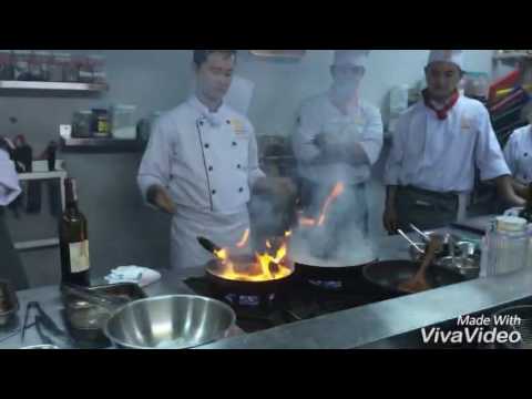 Video Kĩ thuật xóc chảo -đỉnh cao nghề bếp - youtube