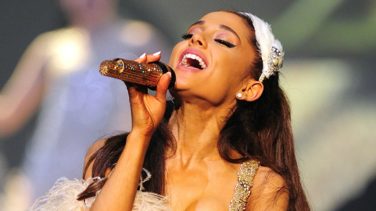 ARIANA GRANDE TATTOOED HEART (LIVE) THE HONEYMOON TOUR