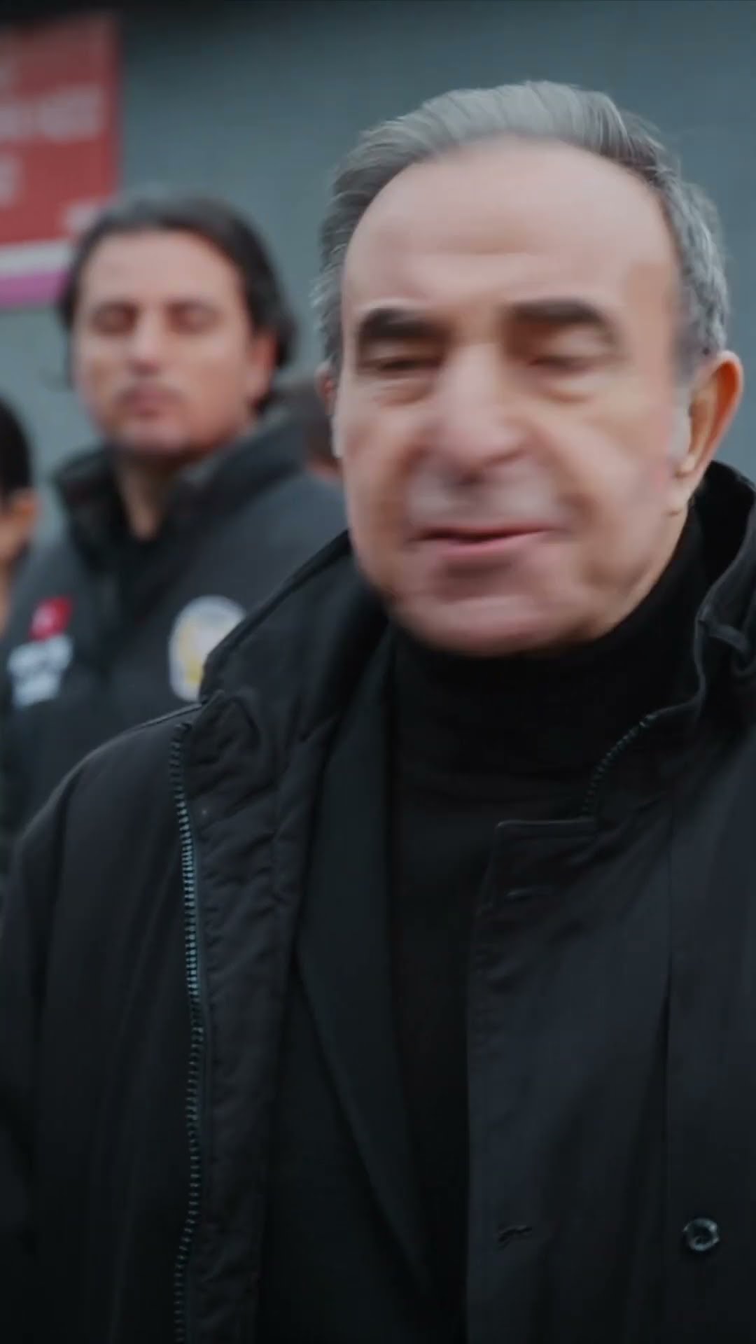 Rıza Baba'yı duygulandıran destek! #ArkaSokaklar #Shorts