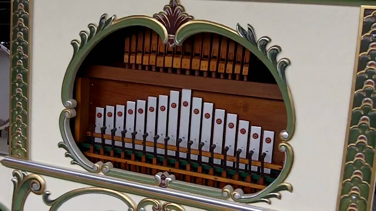 Wurlitzer 145B Band Organ - Georgie Girl