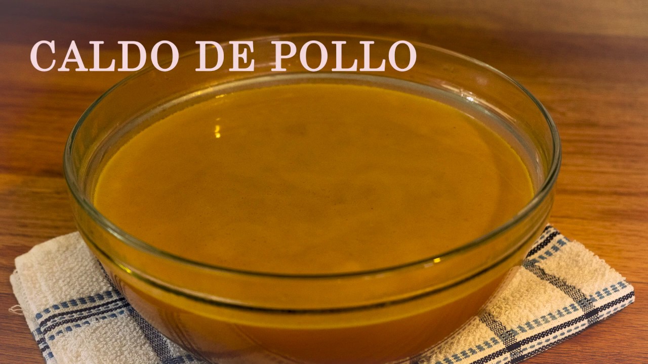 Caldo de pollo en olla express, fácil y rápido de preparar