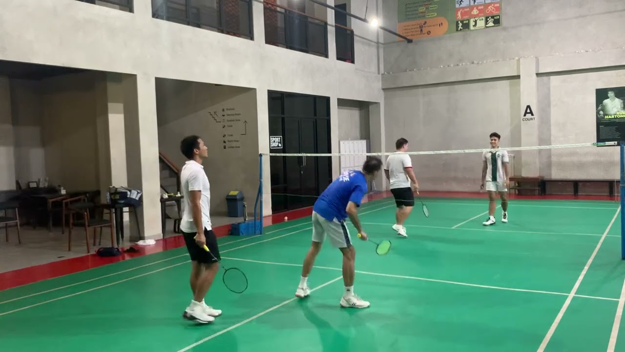 Nara/Rendy vs Om Marlev/Egi