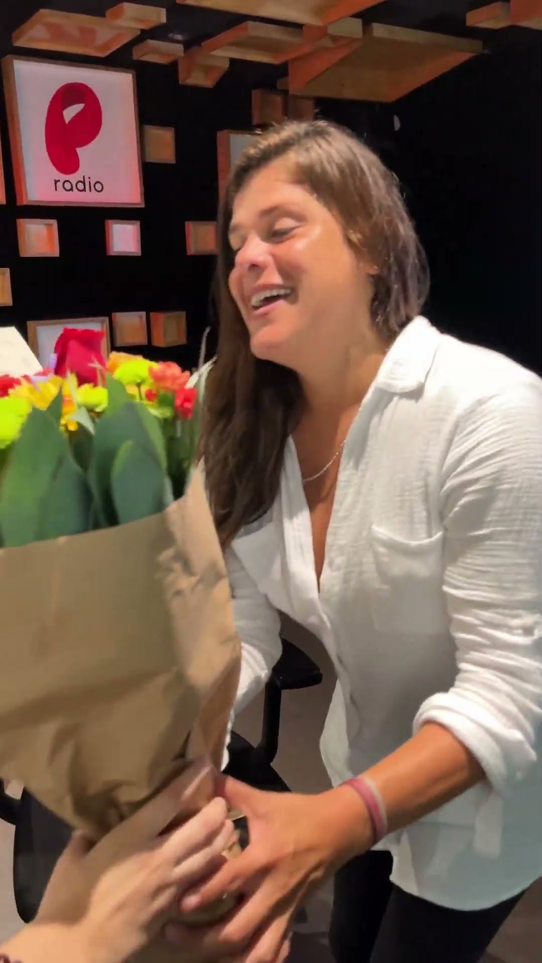 ¡HOY SORPRENDIMOS A GIOVANNA VALCÁRCEL! ?✨
