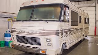 1986 Winnebago Chieftain 31 – Stock #17009