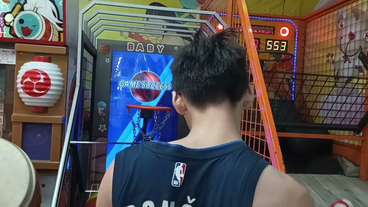 來這個地方投小台炫風投籃機，能不能投到3千2百分以上？