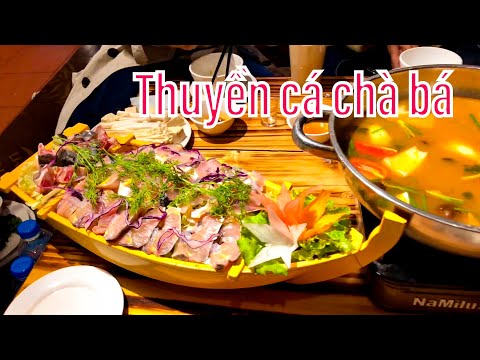 SAPA ăn gì - Thử đặc sản Thuyền lẩu cá tằm và cá hồi xông hơi spa ngon chèo mỏi tay - Ăn chơi Part 1