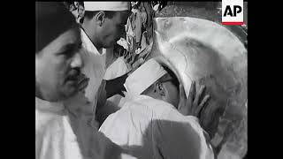 Archive footage of 1950s Hajj pilgrimage ++REPLAY++