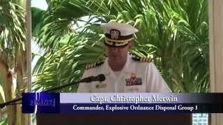 Explosive Ordnance Disposal Mobile Unit 5 Holds Change of Command