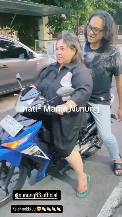Nunung Srimulat Motoran Bonceng Suami #nunungsrimulat