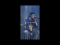 Justin Bieber - Eenie Meenie (Live at Drake