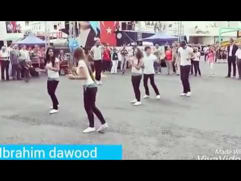احلى رقص مع اغنية 2100
