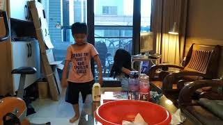 扭屁股比賽