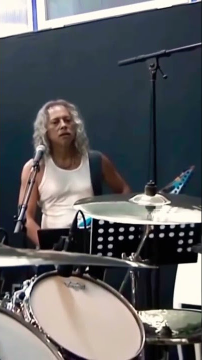 Metallica tries to play Frantic in STANDARD tuning!