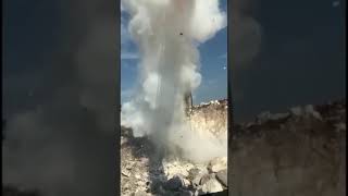 explosion the rock . slow mod