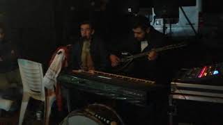 Avni̇ Yol - Emre Engi̇n ~~Zahi̇dem=Kaşlarin Kara Kara Amanin Leyla Resimi