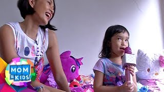 Download lagu Kaines, Mama Endhita, Papa Oncy Fashion Show Bareng  - Mom & Kids (21/1)