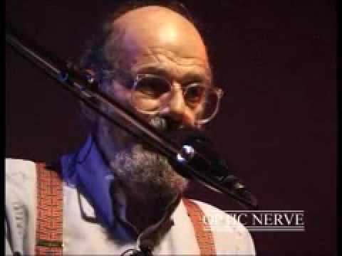 Allen Ginsberg sings William Blake's "The Nurse's ...