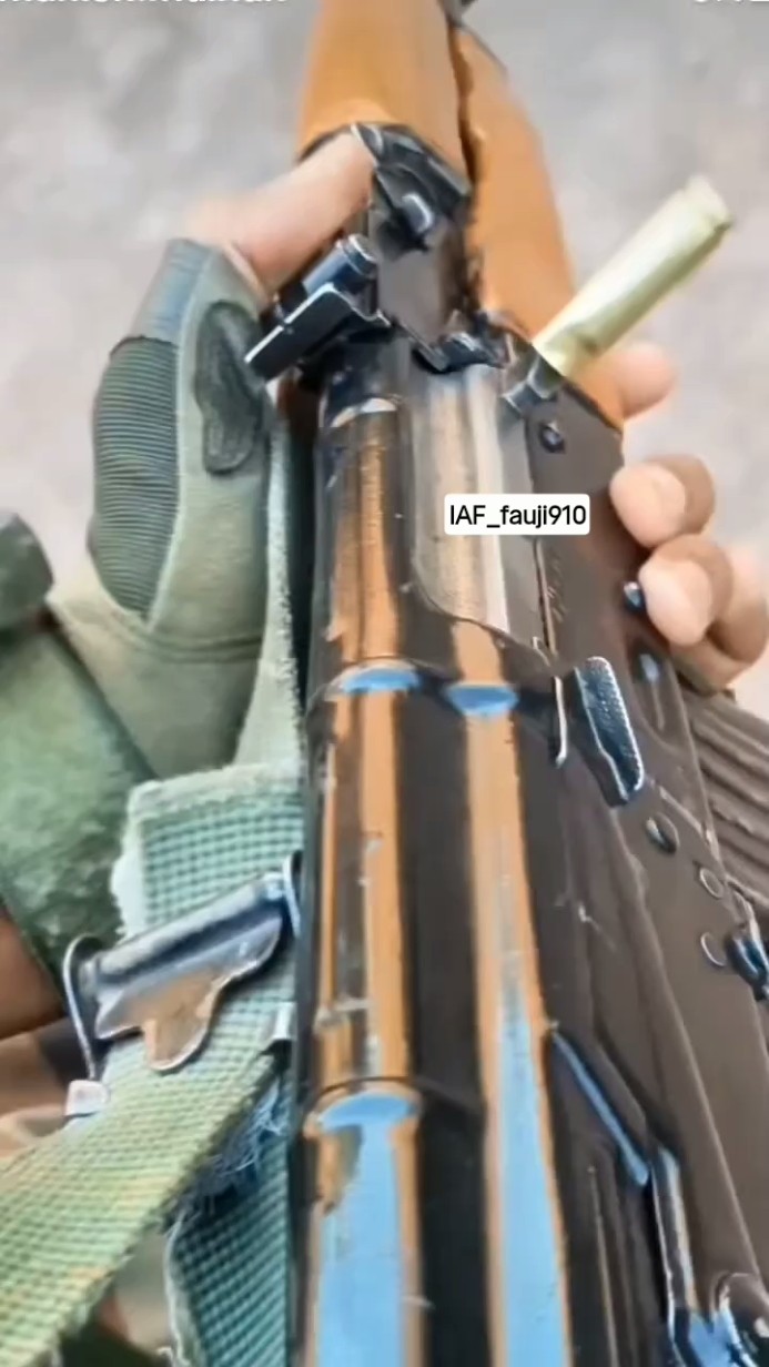 💓 फ़ौजी के दिल की बातें - ShareChat