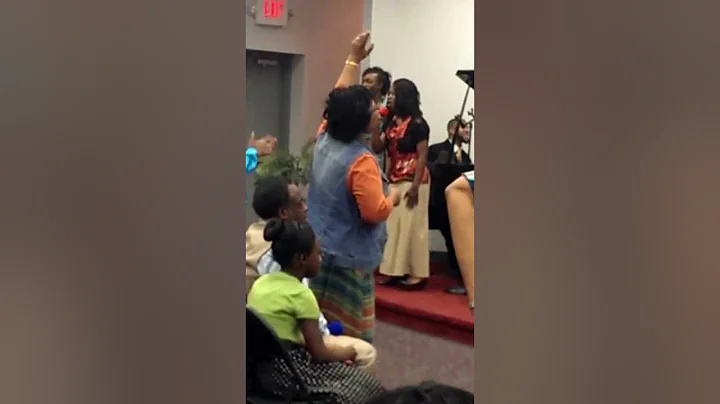 Sis. Ayeleh Loccoh and Sis. Deborah Bartley sing M...